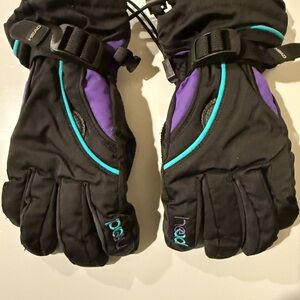 Head Black and Purple Winter Gloves